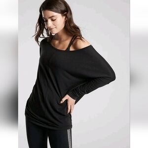 Athleta Essence Flow Top